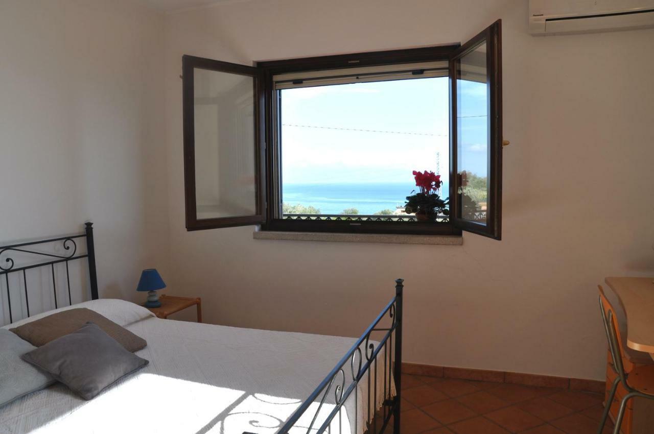 Villa Gemma Di Mare Santa Teresa Di Riva Exterior foto